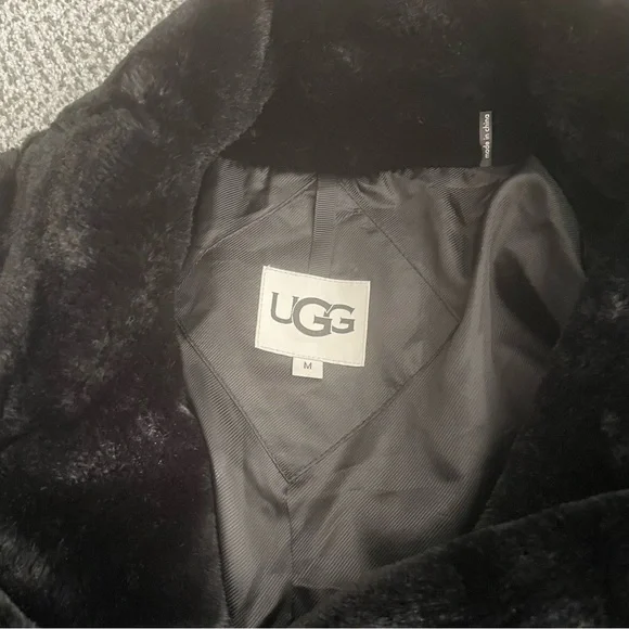 UGG Rosemary Fur Coat - Size Medium NWOT! - Picture 7 of 11